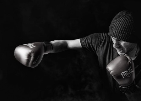 Boxer wearing a boxing gloves